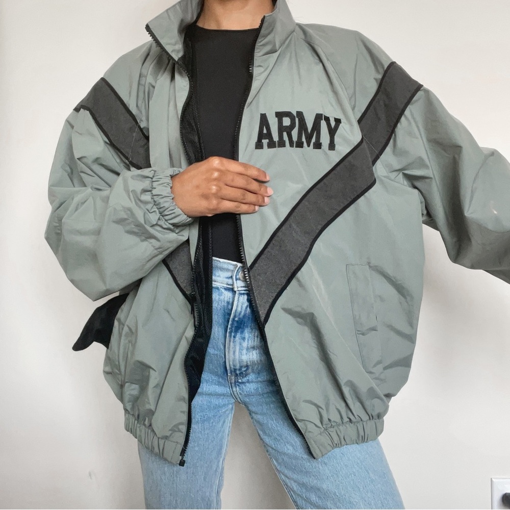 Vintage Authentic Army Windbreaker Jacket